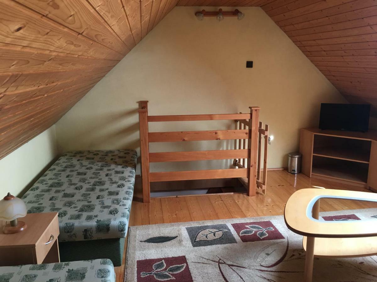 J&M Privat Appartement Závažná Poruba Buitenkant foto